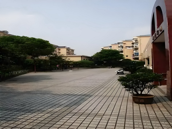 探花看腻了，看乌克兰00后老师isabellastar的作品，欲罢不能